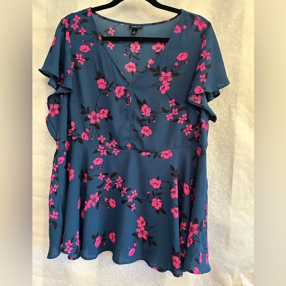 Torrid Vibrant Floral print V-Neck blouse top Sz-1. D10 - Picture 2 of 8
